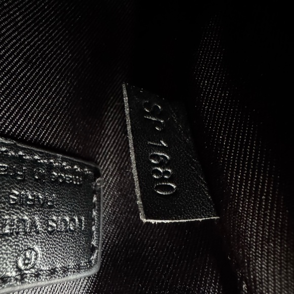 Black Embossed Monogram Leather Crossbody Messenger Bag - Picture 4 of 9